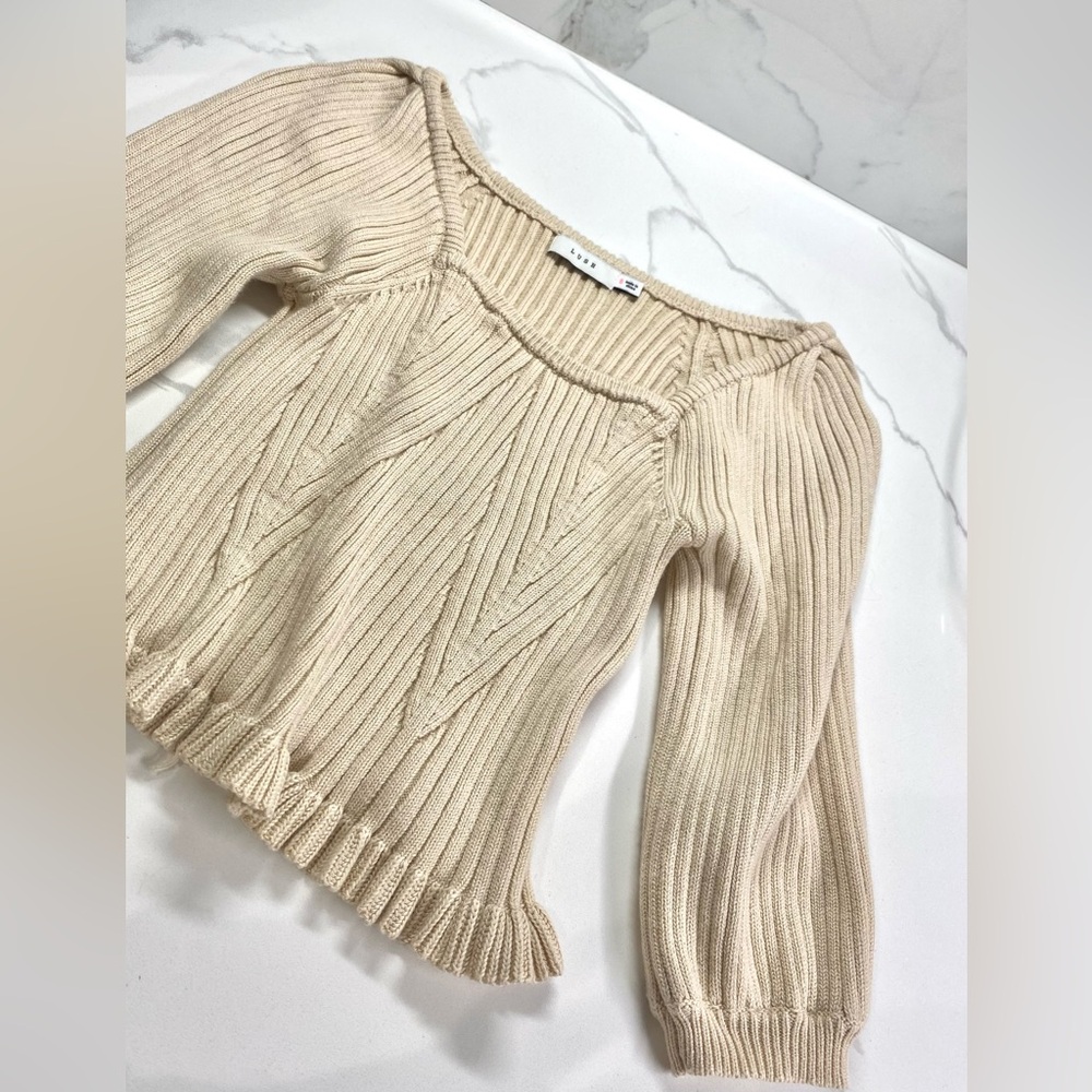 Lush Ribbed Knit Top - Picture 2 of 4